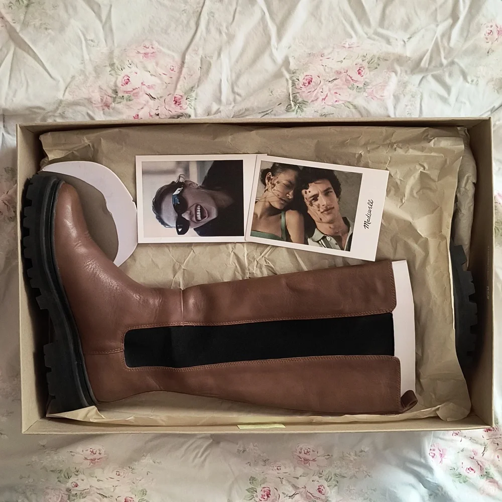 Madewell Poppy Tall Lugsole Boot - Picture 9 of 10